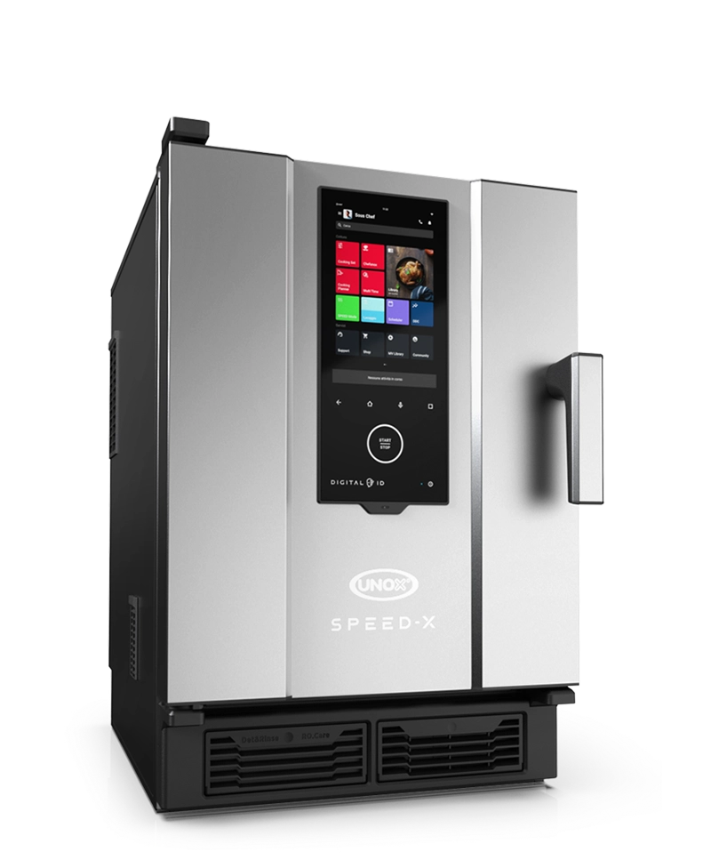 Forno rápido Speed-X Unox, um forno elegante em aço inox com display digital touchscreen.